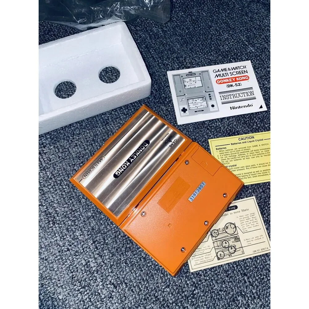 Donkey Kong Nintendo Game and Watch DK-52 1982 Original In Box 80s Vintage